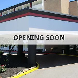 Best Western Plus Kansas City Sports Complex Hotel